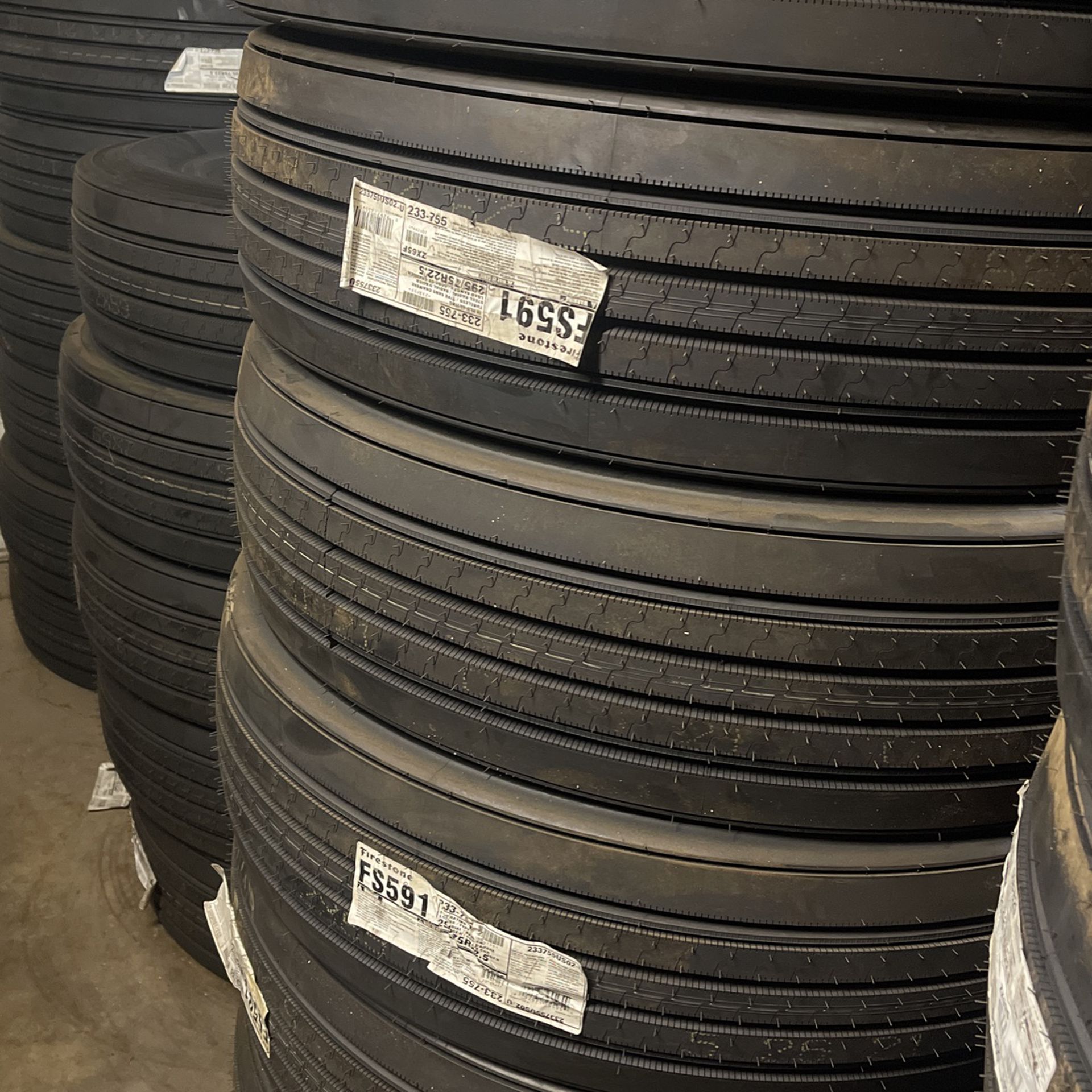 Truck Steer, Drive and Trailer Tires 295/75r22.5